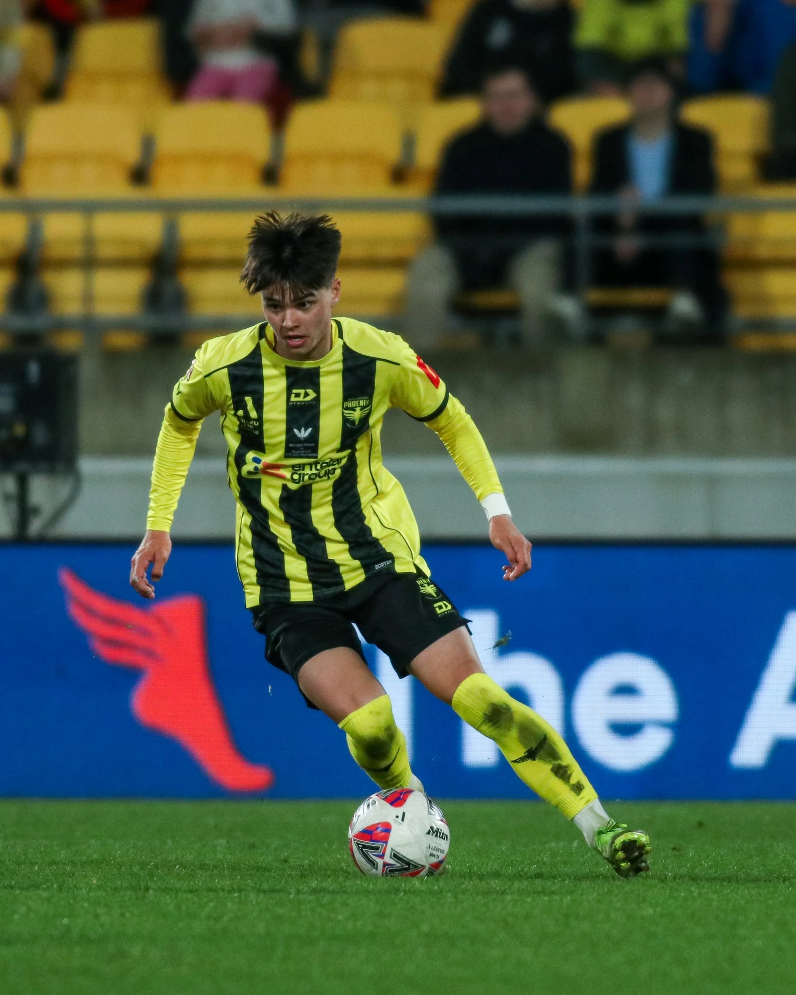 Lachlan Candy in action for Wellington Phoenix