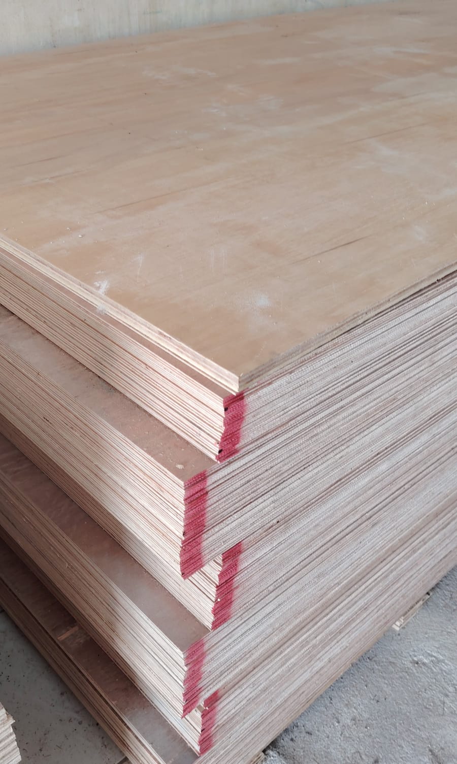 Triplek 18mm MC — distributor kayu mahoni oven