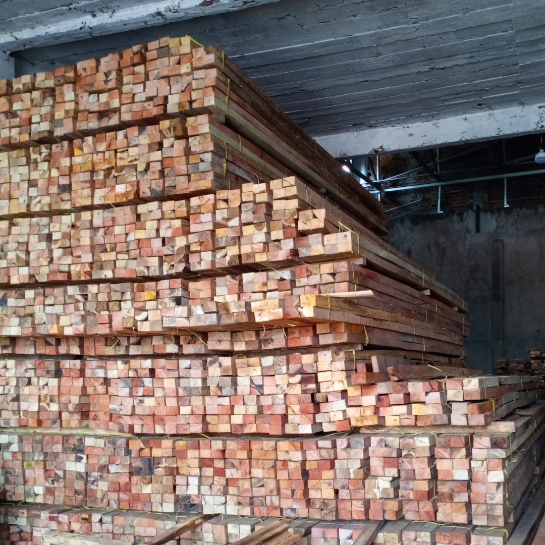 Kayu MC Lokal Proyek Murah — pabrik kayu olahan indonesia